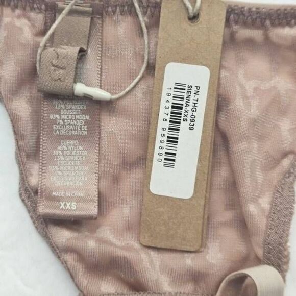 SKIMS FLOCKED LOGO PANTY NWT - Picture 5 of 9